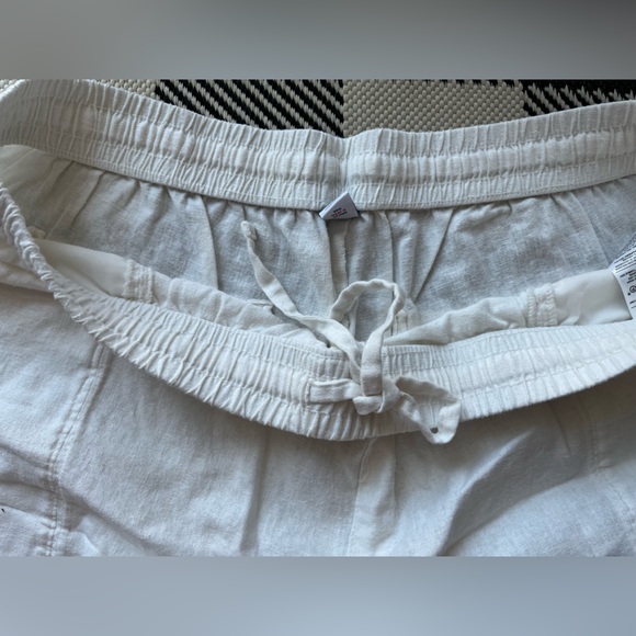 NWT 2X White Linen Old Navy Shorts 🤍 - Picture 7 of 9
